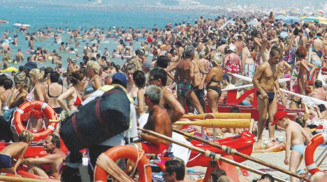 Ritratti horror di famiglie  in un inferno (vacanziero)