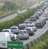Copertina di Ecco la nuova Anas: addio tangenziali  e autostrade gratis