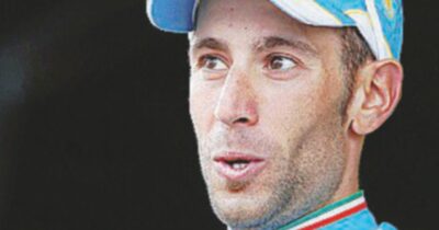 Copertina di Vincenzo Nibali: “Per colpa del doping ho perso tanto. Ero un bersaglio: mi hanno pedinato e mi sono anche entrati in casa”