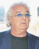 Copertina di Briatore-Viperetta, che coppia  Mr. Billionaire consulente della Samp