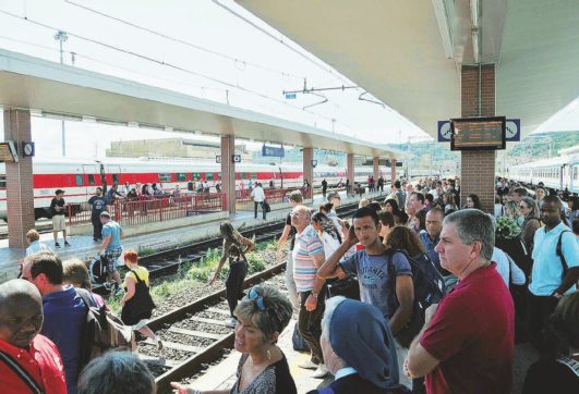 Treni, ritardi e viaggi in bagno