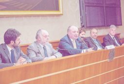 Copertina di G. e C., due 007 a caccia delle talpe in contatto con gli Stati “canaglia”