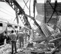 Copertina di Un profumo per Stella,  poi la stazione implose