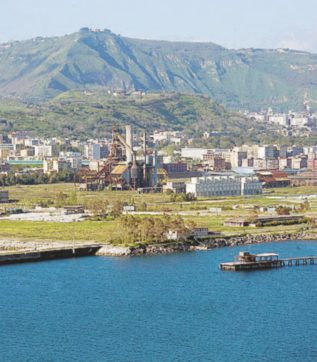 Sud, Saviano chiama e Renzi fa uno spot