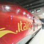 Copertina di Caos treni a Bologna: ritardi fino a 2 ore per un guasto a Italo e un incendio sull’Adriatica