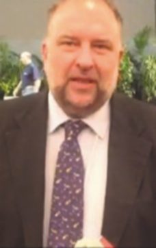 Incontri hard nei bagni del giardino di Svevo