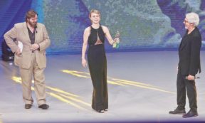 Copertina di Una Buy finalmente lesbica “Raccontiamo solo l’amore”