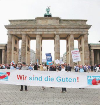 Sulla Grecia cresce la fronda anti-Merkel