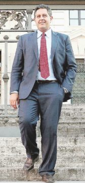 Toti, miracolo Grandi Opere: arruolato il delfino di Incalza