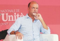 Copertina di La sindrome di Stoccolma della Festa dell’Unità renziana