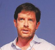 Copertina di “Ci mancano ancora 350 mila firme”