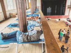 Copertina di Il buon tedesco:  “Cinquecentomila migranti l’anno”