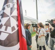 Copertina di Casapound sfida il divieto. Ma restano in 50