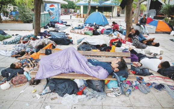 Atene, i ricchi siriani in fuga e i greci più poveri dei rifugiati