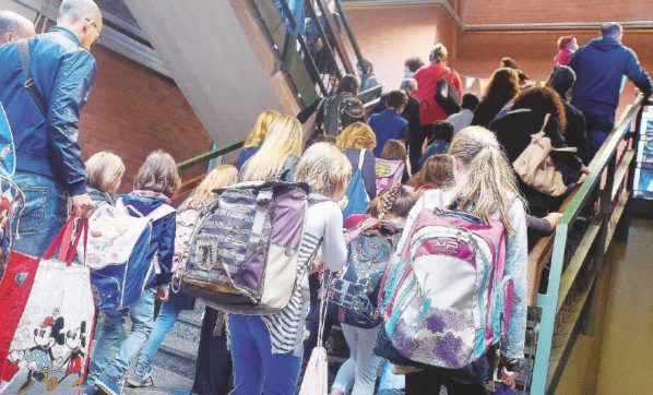 Parte la Buona Scuola: supplenti moltiplicati e aule che cadono a pezzi
