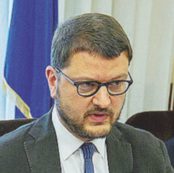 Copertina di Castiglione ha mentito, Migliore  lo convochi