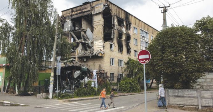 “Zelensky non vince con le armi alleate”. E la Nato pensa ai jet