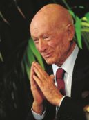 Copertina di Bernardo Caprotti  “Oscar Farinetti è un oracolo bravo a parole”