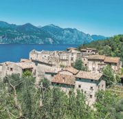 Copertina di Brenzone, il borgo conteso