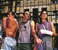 Copertina di La sveglia di Strasburgo: Nel 2001 Alla Diaz fu tortura