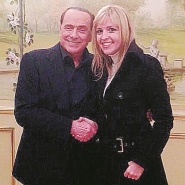 Né destra né sinistra: l’ultima pupilla di B. è Silvia Renzuschina
