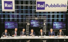 Copertina di Rai, il vizietto di Gubitosi: ti controllo, ti licenzio