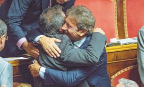 Copertina di Il Pd salva Azzollini, il senatore   Ncd che ha fatto favori a tutti