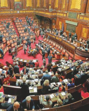 Grasso non ci sta a finire nel “museo” e avverte: “Sarà caos”