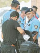 Copertina di “Ho provato a fare a meno dei trafficanti d’uomini, ma sono stato arrestato”