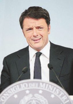 Renzi promette: “In pensione prima”. Ma non ha i soldi