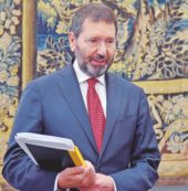 Copertina di Cene, aerei e caffè. Ignazio giramondo e il “suo” bancomat