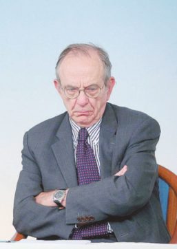 Auto e Germania fanno traballare Padoan e le sue previsioni di crescita