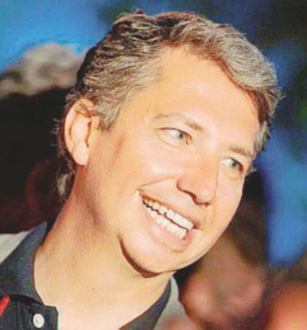 Firmate contro l’uomo solo al comando