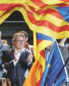 Copertina di Indipendentisti separati in casa