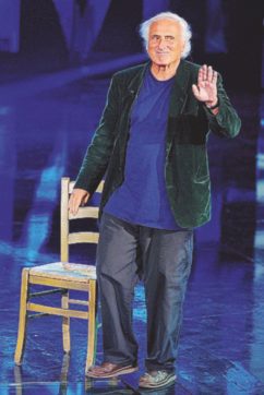 Non accetto il premio da chi taglia la cultura