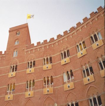 Mps, la Fondazione non esce dalla crisi: rosso di 18 milioni