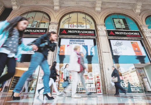 Copertina di Mondazzoli, così è nato il Libro Unico della Nazione