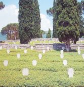 Copertina di Il sacrario tedesco di Caira, dove la tomba è del nemico