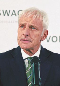 Copertina di Volkswagen, il nuovo ad Müller: “Ripartire sarà molto doloroso”