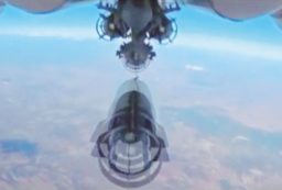 Copertina di Tornado sul governo: “Colpiremo, ma non subito”