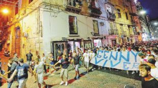 Copertina di Mille volte Napoli: È il Rione Sanità tra angeli e boss