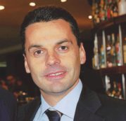 Copertina di Il Patto del Nazareno siracusano Qui l’inciucio si fa sui pannolini