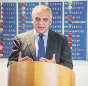 Copertina di Il consulente di mr. Bee , tra calcio e riciclaggio