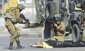 Copertina di L’intifada delle tombe: 4 morti