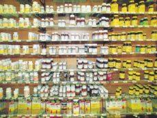 Copertina di L’omeopatia è soltanto acqua fresca: le ricerche sulla grande illusione