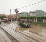 Copertina di I treni fermi, i bus nel fango. Via Crucis Siracusa-Palermo