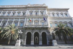 Copertina di Popolare di Spoleto, Visco sotto inchiesta per truffa