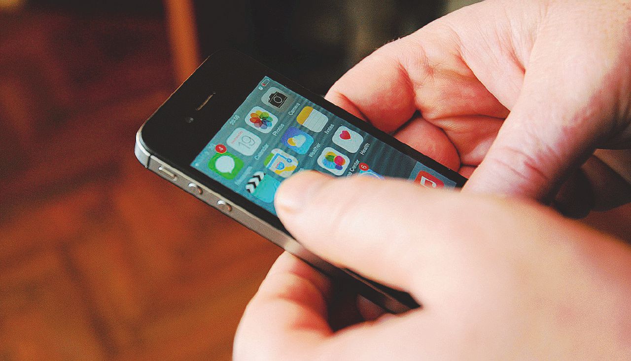 Retromarcia di Forza Italia sull’assist alle compagnie telefoniche che vogliono aumentare le tariffe. Soddisfatti i consumatori Retromarcia di Forza Italia sull’assist alle compagnie telefoniche che vogliono aumentare le tariffe. Soddisfatti i consumatori