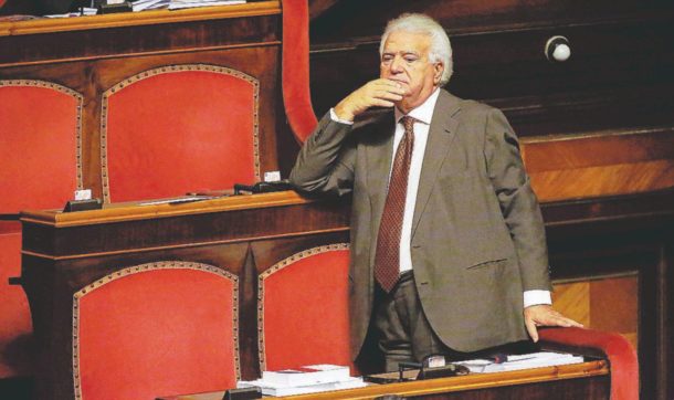 Pd, la carica dei sindaci anti-Verdini: ci fa perdere