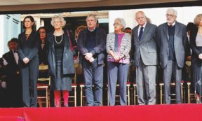 Copertina di Reichlin: “Lo so, noi di sinistra alla fine siamo stati sconfitti”